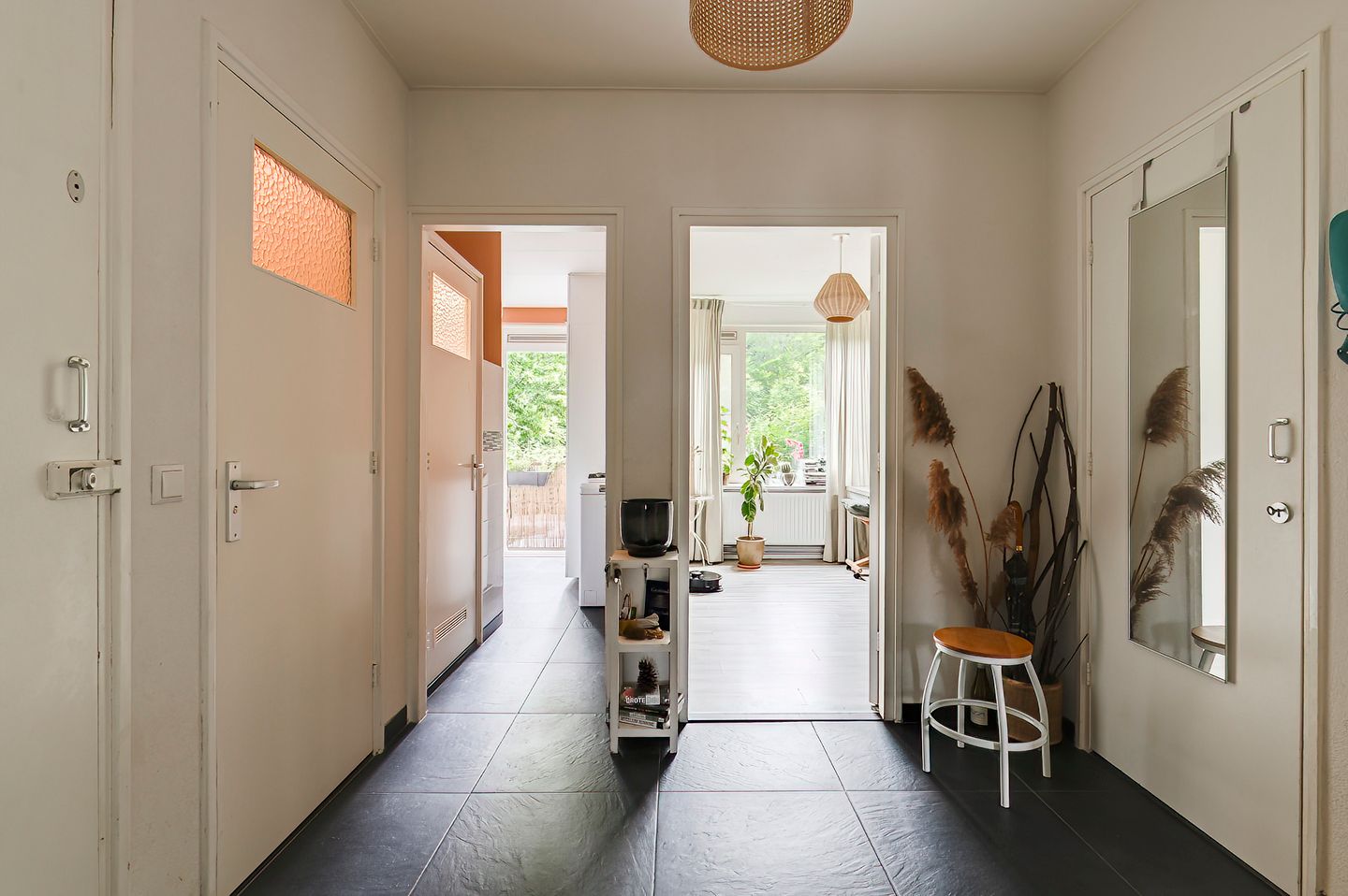 Photo 4 of Kombos 25