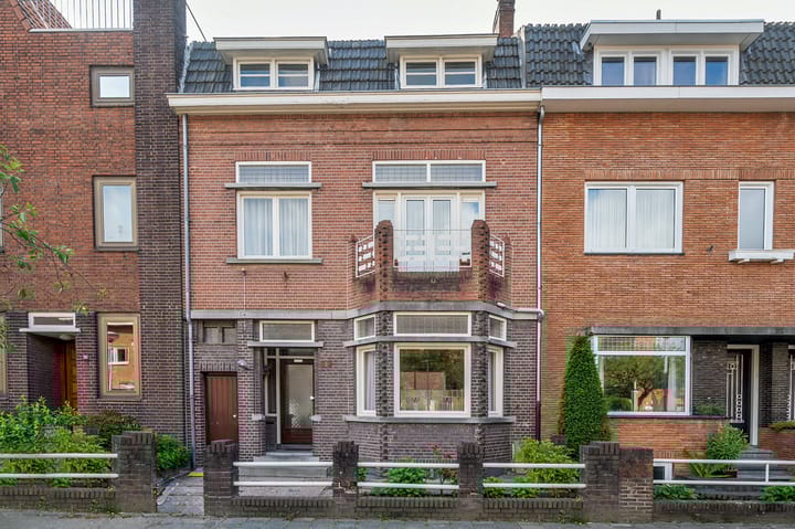 Foto 2 van van Cleefstraat 32