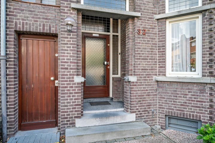 Foto 3 van van Cleefstraat 32