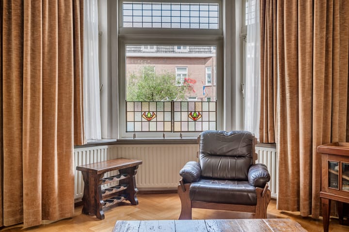 Foto 11 van van Cleefstraat 32