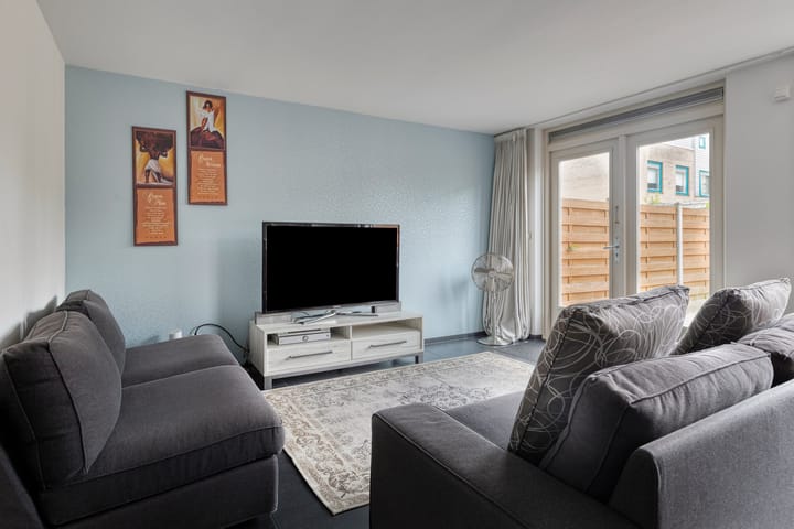 Foto 9 van Radio Oranjelaan 10