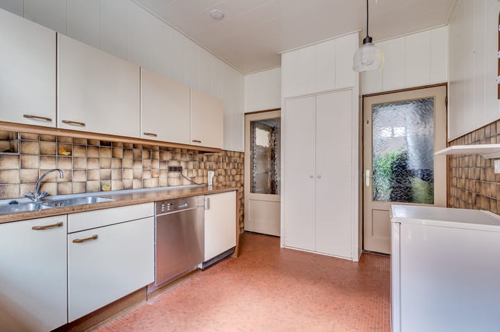 Foto 23 van van Cleefstraat 32