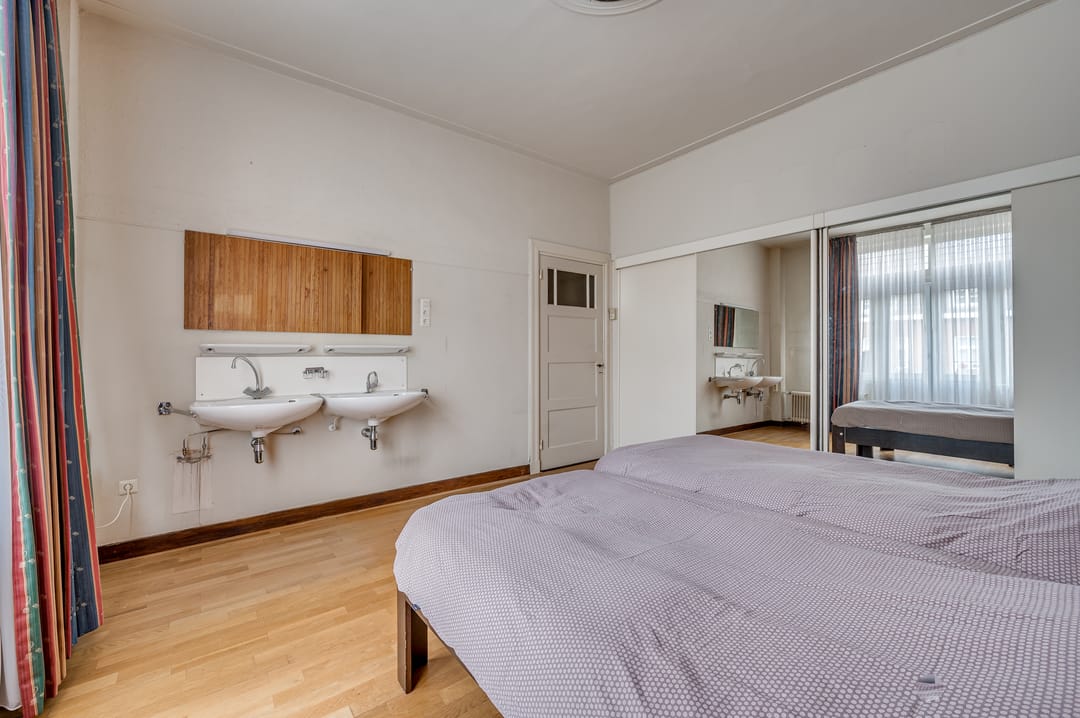 Foto 28 van van Cleefstraat 32