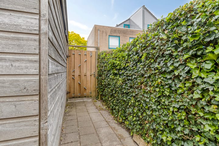 Foto 29 van Radio Oranjelaan 10