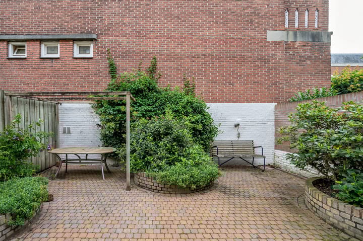 Foto 51 van van Cleefstraat 32