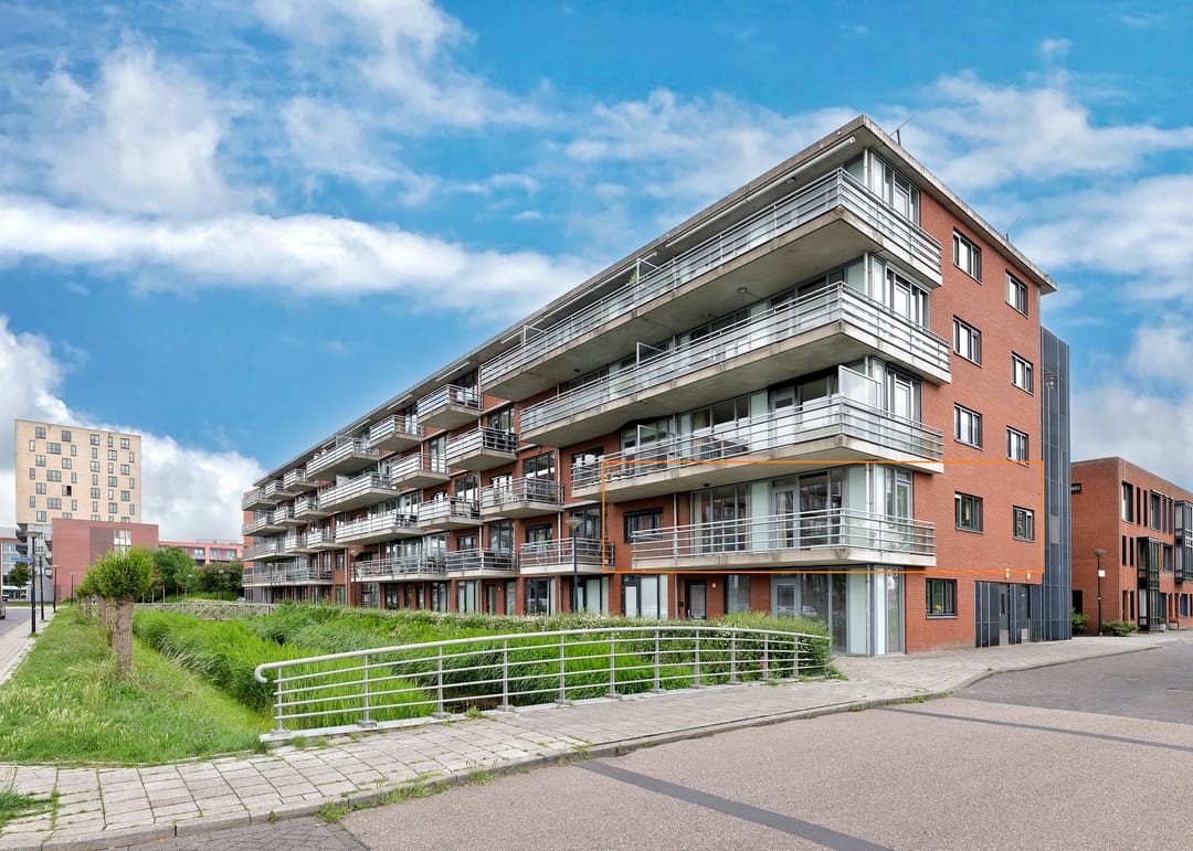 Foto 1 van Dampkring 27