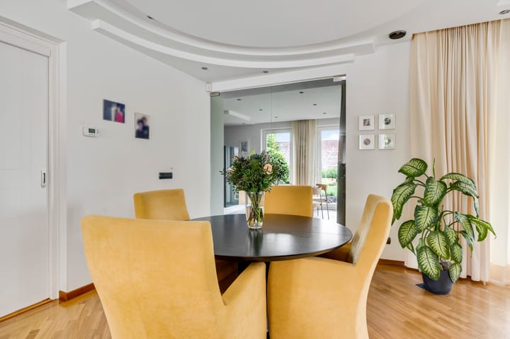 Photo 12 of Hoogstraat 38