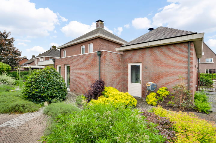 Photo 31 of Hoogstraat 38