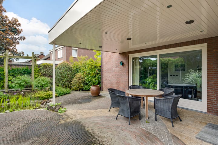 Photo 36 of Hoogstraat 38