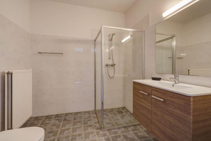 Foto 4 van Van Poeljestraat 46