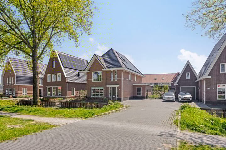 Foto 4 van Lycklamaweg 106