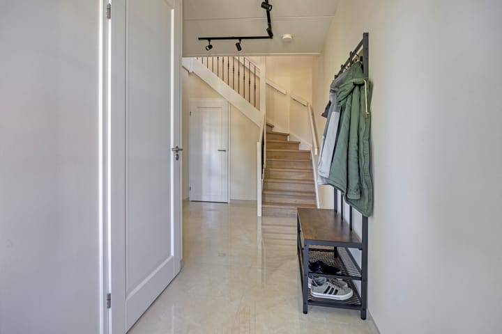 Foto 7 van Lycklamaweg 106