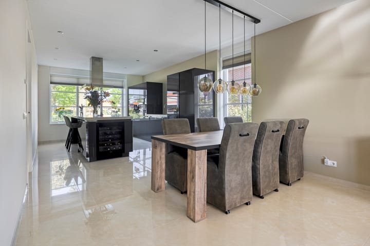 Foto 12 van Lycklamaweg 106