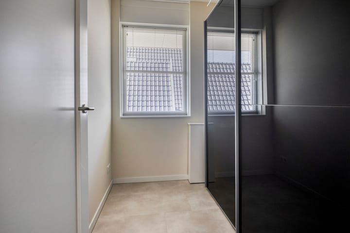 Foto 29 van Lycklamaweg 106