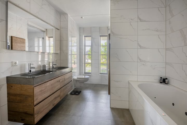 Foto 30 van Lycklamaweg 106