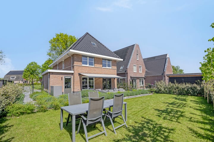 Foto 43 van Lycklamaweg 106