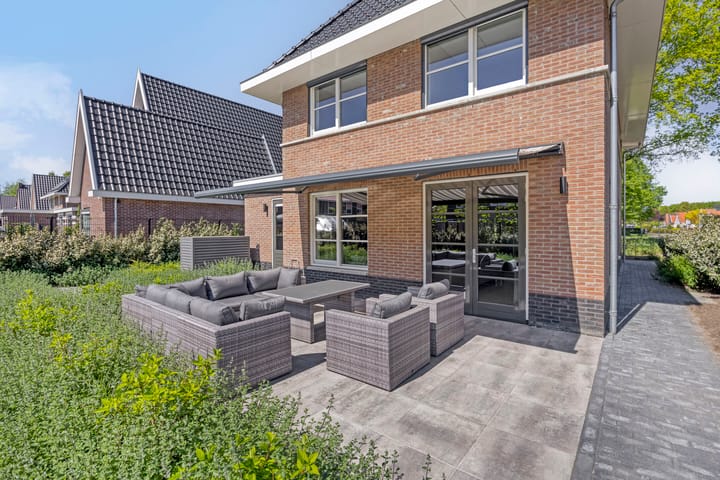 Foto 45 van Lycklamaweg 106