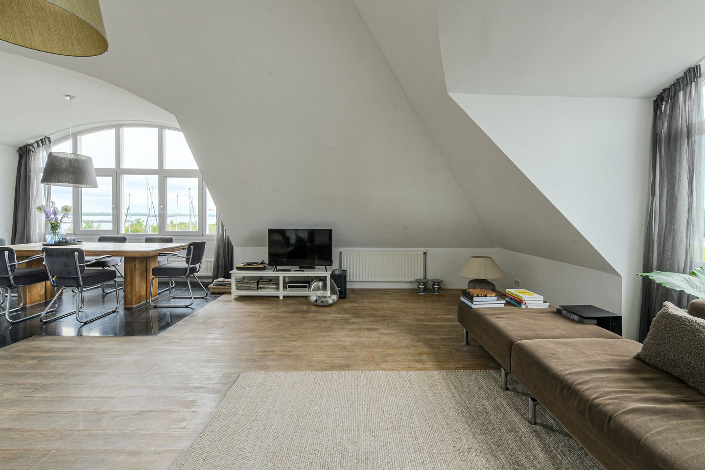 Foto 44 van Lantaarndijk 14