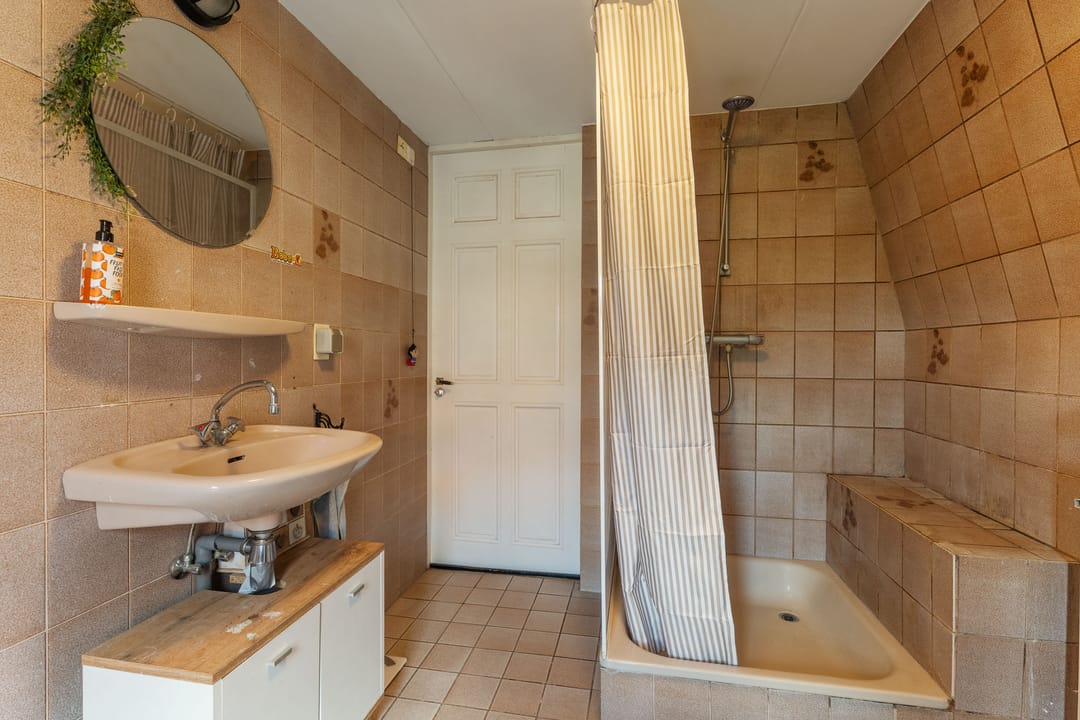 Foto 22 van Ds. Petersenstraat 8