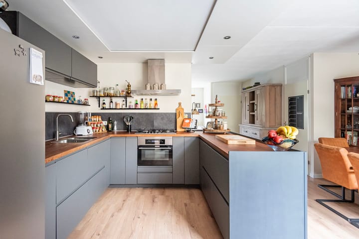 Foto 2 van Weegbree 15