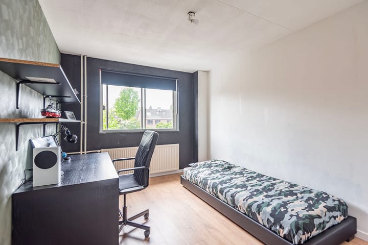 Foto 20 van Weegbree 15