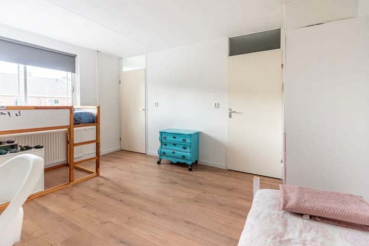 Foto 24 van Weegbree 15