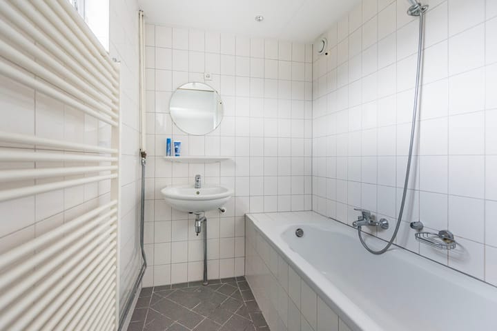 Foto 25 van Weegbree 15