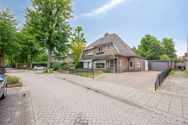 Foto 41 van Acacialaan 15