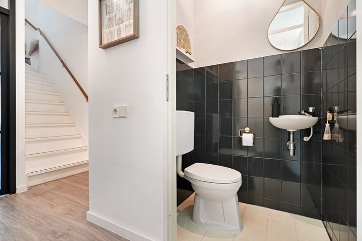 Foto 13 van Volkerakstraat 67