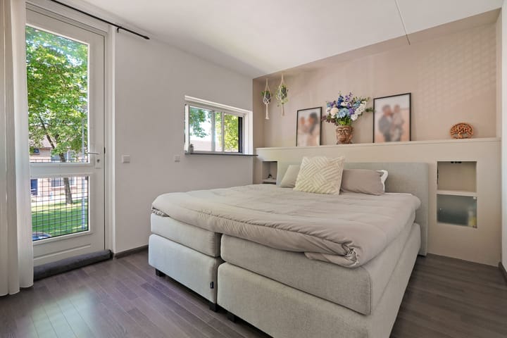 Foto 15 van Volkerakstraat 67