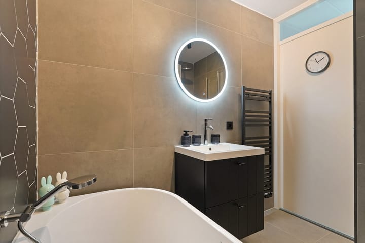 Foto 24 van Volkerakstraat 67