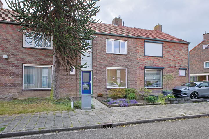 Foto 6 van Pastoor van Eijsstraat 59