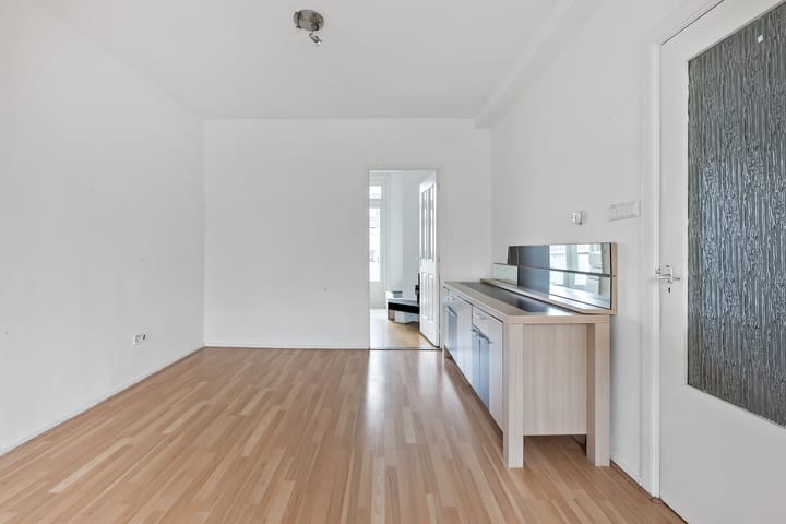 Photo 9 of Nunspeetlaan 107