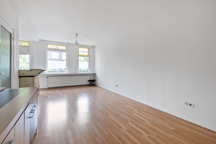 Photo 11 of Nunspeetlaan 107