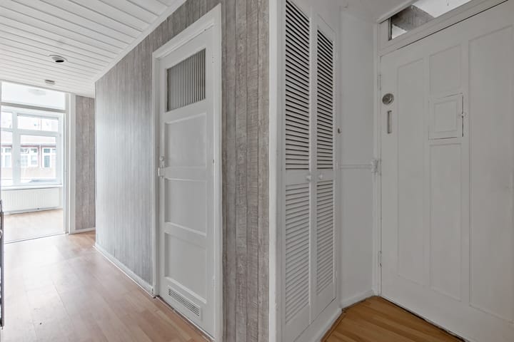 Photo 15 of Nunspeetlaan 107