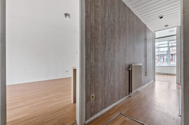 Photo 16 of Nunspeetlaan 107