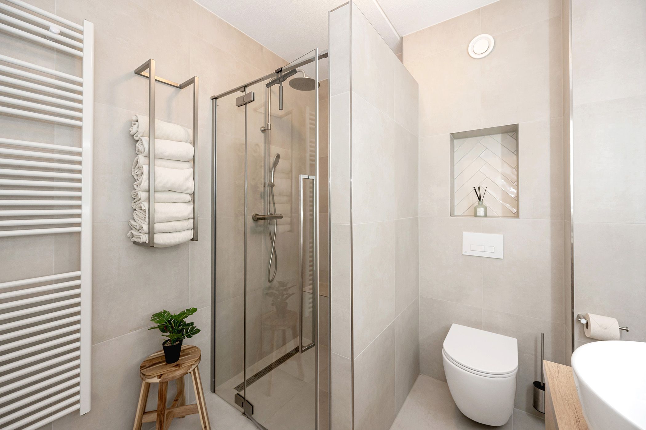 Photo 24 of Tiarastraat 28