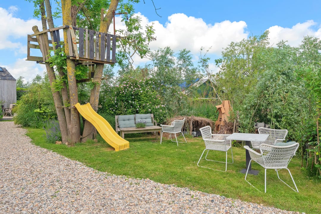 Foto 46 van Nauerna 17