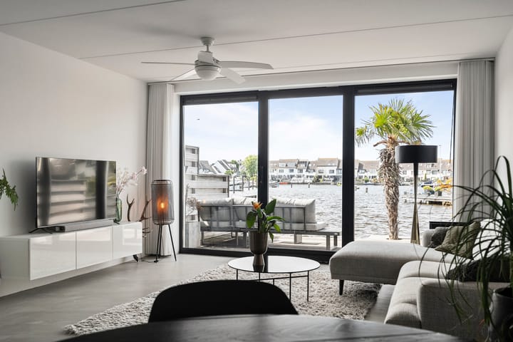 Photo 9 of Saturnus 54