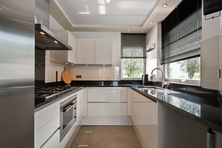 Photo 12 of Saturnus 54