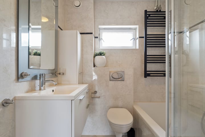 Photo 22 of Saturnus 54