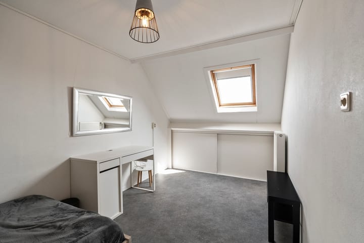 Photo 25 of Saturnus 54