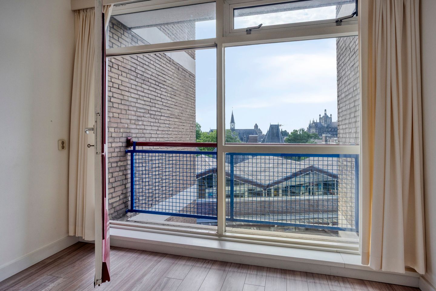 Foto 10 van Burgemeester Loeffplein 22