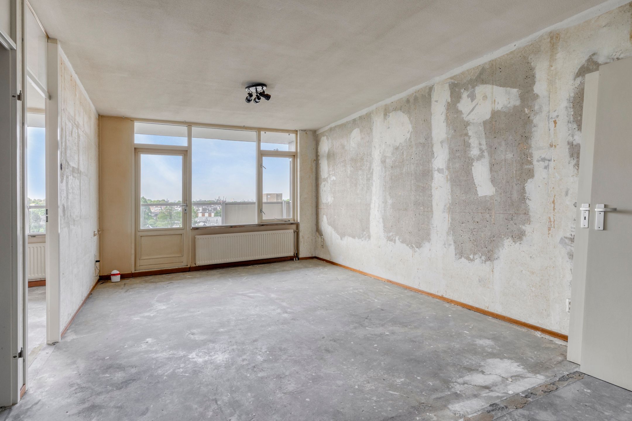 Foto 3 van Henry Moorepassage 210