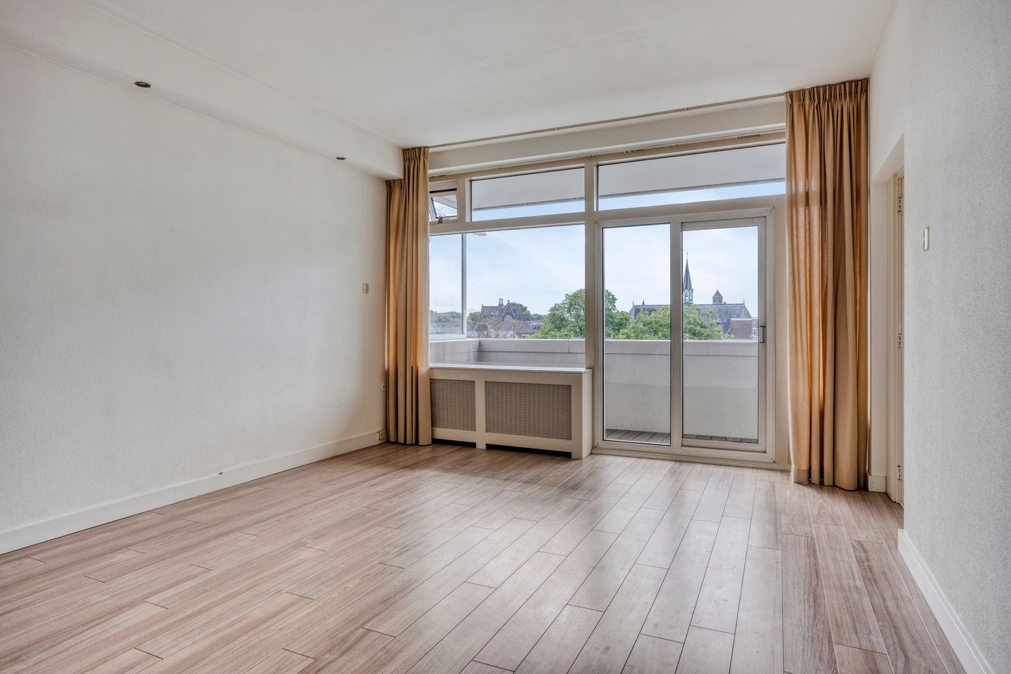 Foto 14 van Burgemeester Loeffplein 22