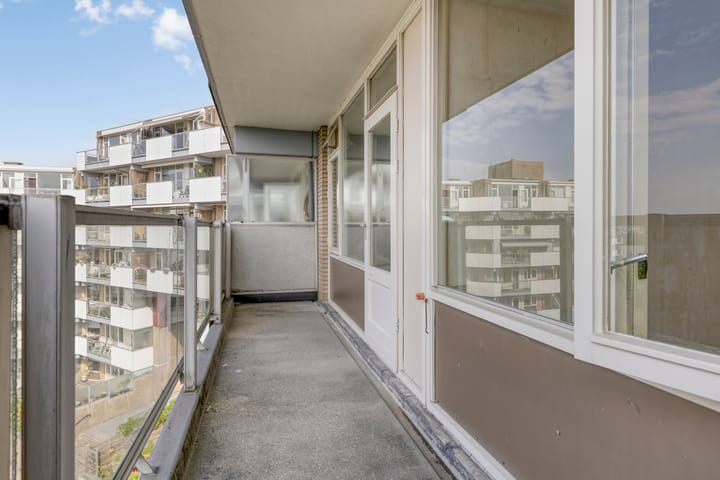 Foto 5 van Henry Moorepassage 210