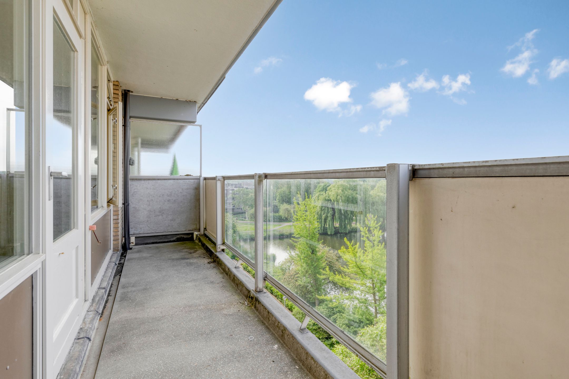 Foto 6 van Henry Moorepassage 210