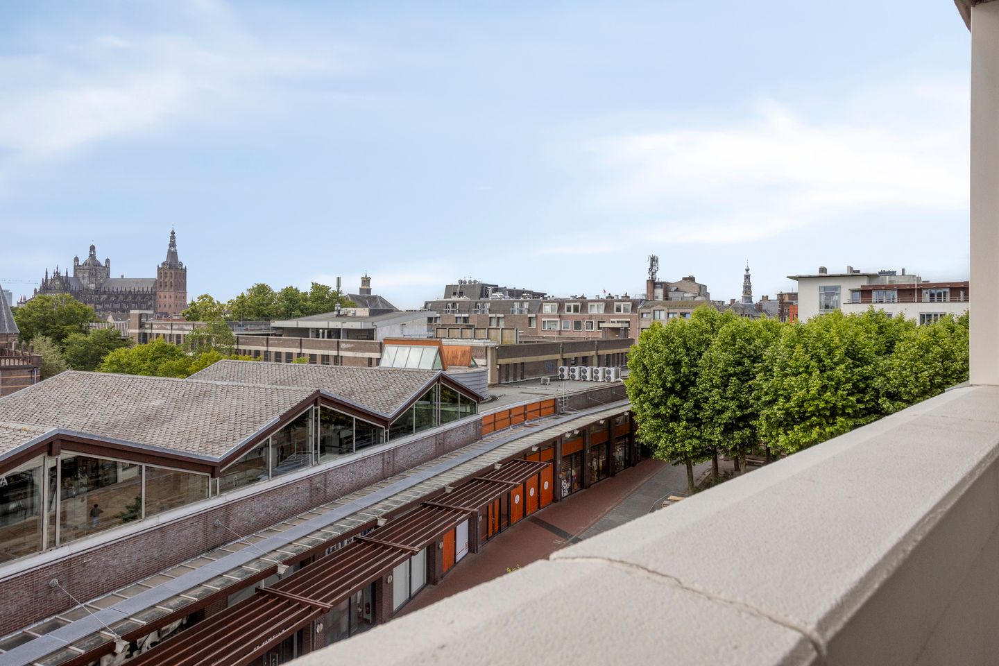 Foto 19 van Burgemeester Loeffplein 22