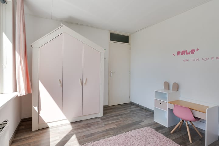 Photo 25 of Ruysdaelstraat 39