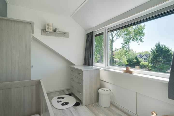 Photo 32 of Ruysdaelstraat 39